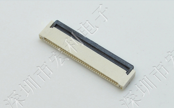 草莓视频在线观看下载FPC插座翻盖式FFC间距0.5mm 60p针脚位H2.0mm 前插后翻连接器