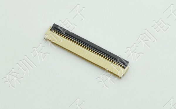 草莓视频APP色情 软排线扁平电缆插座 间距0.5mm 18P H1.0后锁式卧贴片