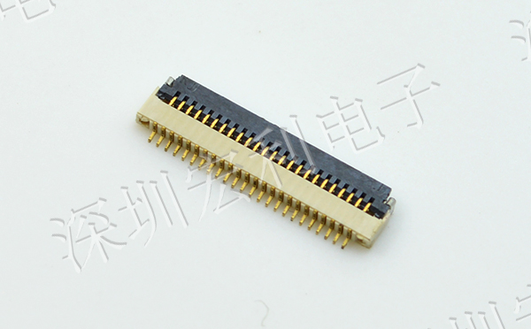 草莓视频APP色情 间距0.5mm 高H1.0 40P下接翻盖 SMT耐高温贴片连接器